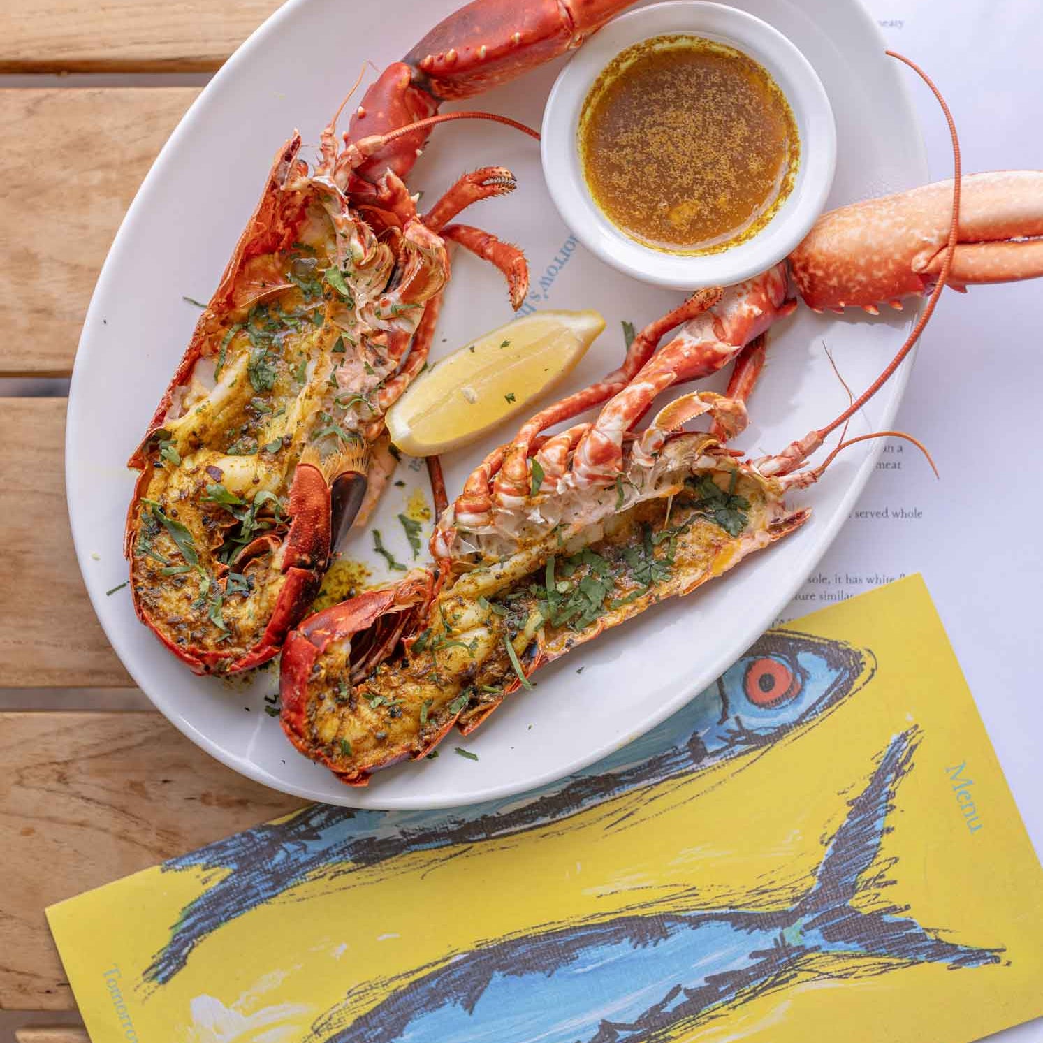 Crackers, Bibs, and Unmeasurable Joy: Why lobster should be your go-to party food!