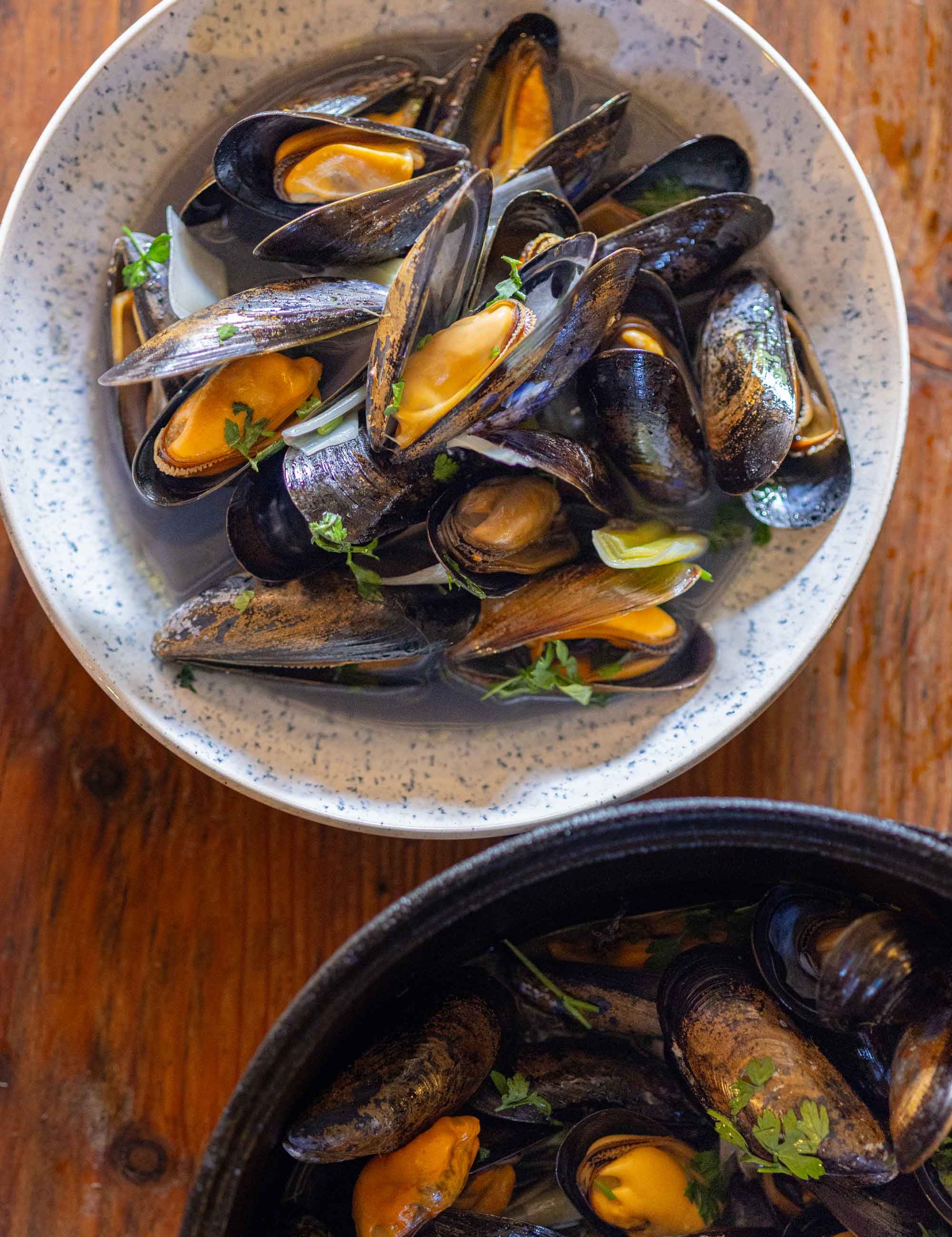 Lyme Bay Mussels with Cider, Leek & Bacon