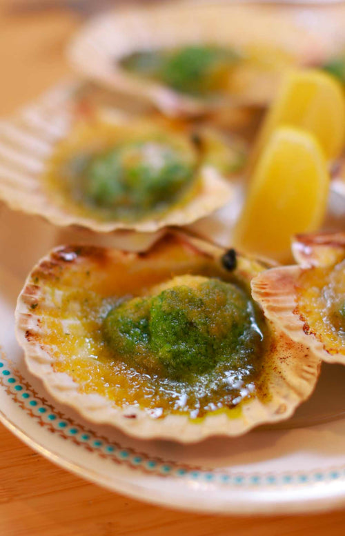 Scallops with white port and garlic