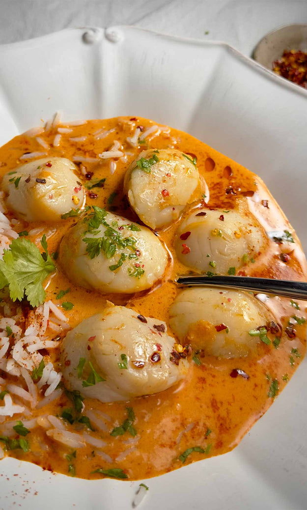 Pan Fried Scallops in a Roasted Tomato and Coconut Curry!