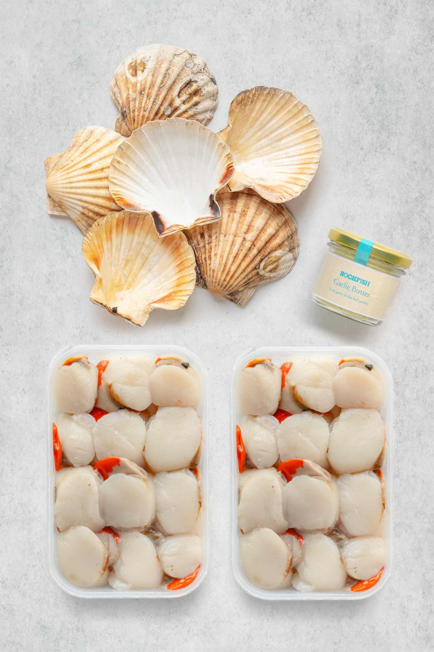 Disco scallop meat, shells and garlic butter
