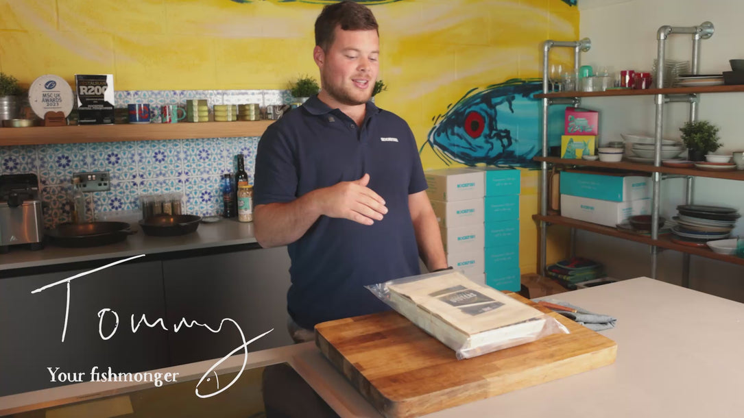 Tommy the Rockfish fishmonger talks about Dorset Oysters that Rockfish deliver nationwide