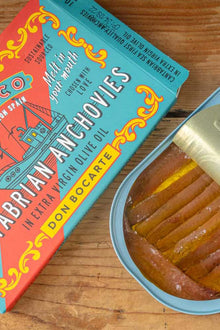 #slide:Mevalco Cantabrian Anchovies in the tin